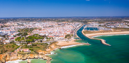 PORTUGAL Lagos sur la côte de l’Algarve